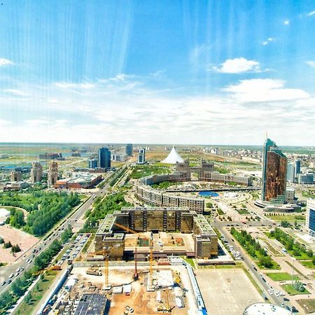Северное Сияние 35 Этаж Astana Eksteriør bilde