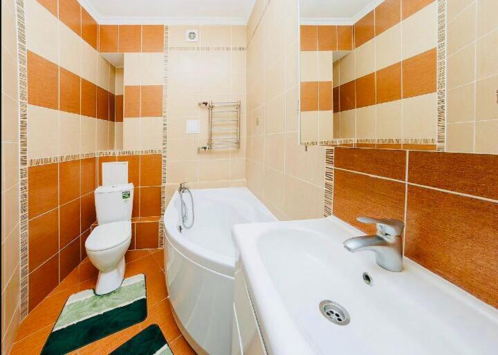 Северное Сияние 35 Этаж Astana Eksteriør bilde