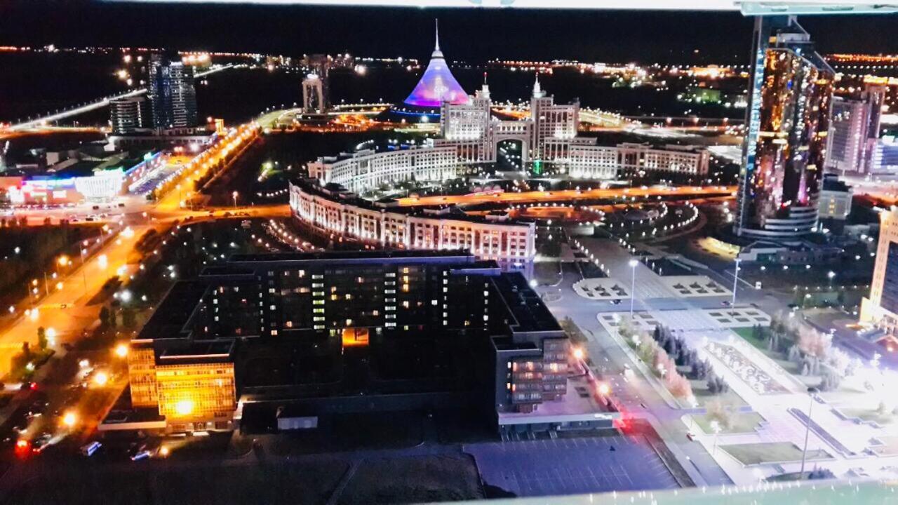 Северное Сияние 35 Этаж Astana Eksteriør bilde