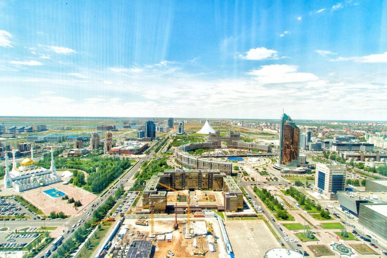 Северное Сияние 35 Этаж Astana Eksteriør bilde